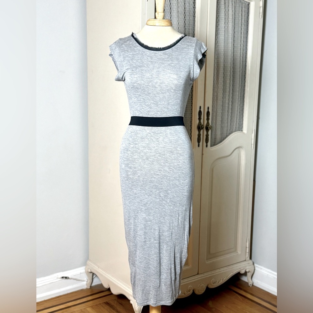 ROBERT RODRIGUEZ Edgy Grey Jersey Crewneck BodyCon Belted Midi Dress Size 4